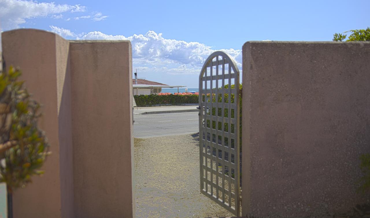 Aparthotel Lido Azzurro Numana Esterno foto