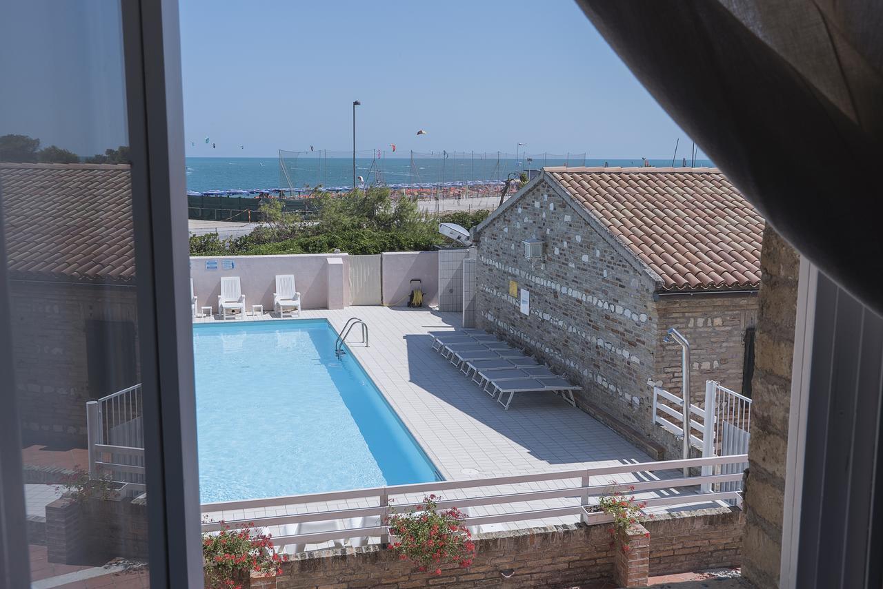 Aparthotel Lido Azzurro Numana Esterno foto